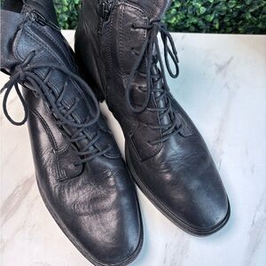 Paul Green Black Leather Lace-Up Ankle Boots
